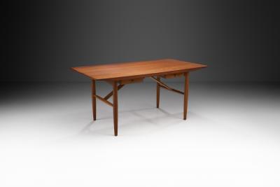 Danish Cabinetmaker Teak and Oak Desk with Drawers Denmark ca 1950s