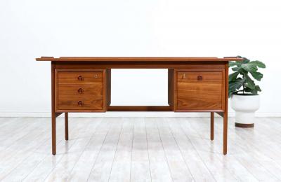 Danish Modern Executive Teak Desk with Raised Edges
