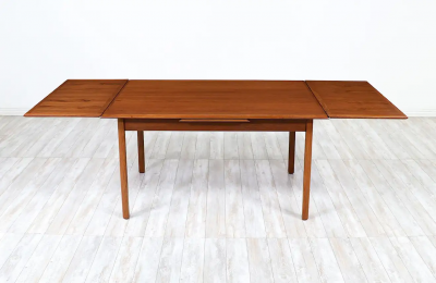 Danish Modern Expanding Teak Dining Table with Draw Leaves