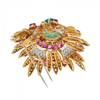 David Webb 18K YELLOW GOLD 1960S GREEN EMERALD RUBIES AND DIAMONDS PENDANT BROOCH