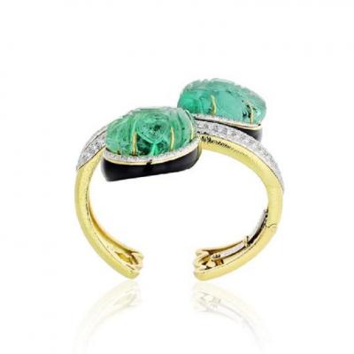 David Webb CROSSOVER PLATINUM 18K YELLOW GOLD CARVED EMERALD AND DIAMOND BRACELET