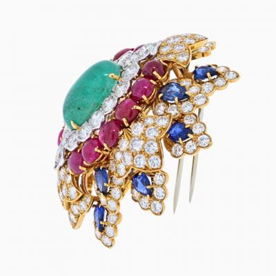 David Webb DAVID WEBB 18K YELLOW GOLD HERALDIC GREEN EMERALD RUBY AND DIAMOND BROOCH