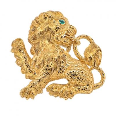 David Webb DAVID WEBB 18K YELLOW GOLD LION WITH EMERALD EYE BROOCH