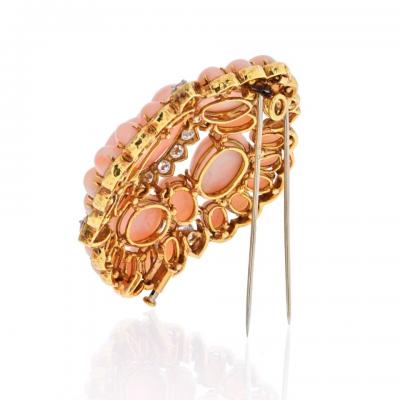 David Webb DAVID WEBB 18K YELLOW GOLD PINK CORAL CLUSTER AND DIAMOND BROOCH