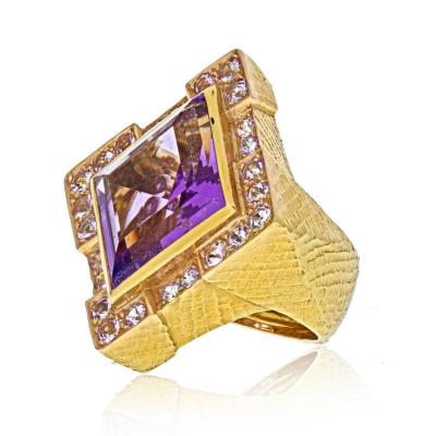 David Webb DAVID WEBB 18K YELLOW GOLD PURPLE AMETHYST RHOMBUS RING
