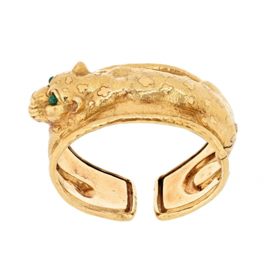 David Webb DAVID WEBB 18K YELLOW GOLD REPOUSEE LEOPARD WITH GREEN EMERALD EYES BRACELET