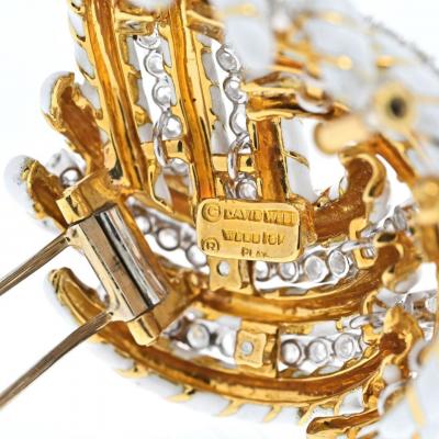 David Webb DAVID WEBB 18K YELLOW GOLD WHITE ENAMEL AND 8 00CTTW DIAMOND KNOT BROOCH