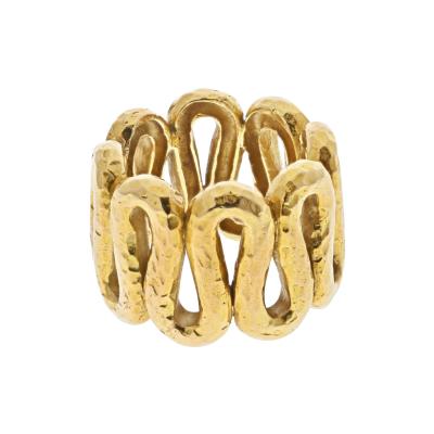 David Webb DAVID WEBB 18K YELLOW GOLD ZIGZAG HAMMERED RING