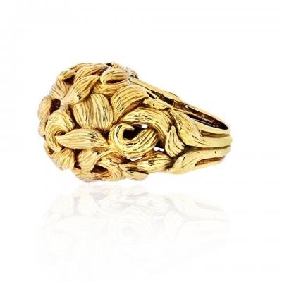 David Webb DAVID WEBB 1970S 18K YELLOW GOLD SWIRL RING