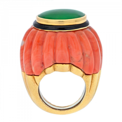David Webb DAVID WEBB PLATINUM 18K YELLOW GOLD CARVED CORAL JADE AND BLACK ENAMEL RING