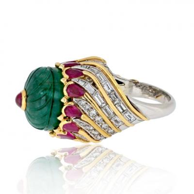 David Webb DAVID WEBB PLATINUM 18K YELLOW GOLD MUGHAL CARVED EMERALD AND RUBY RING