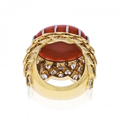 David Webb DAVID WEBB PLATINUM 18K YELLOW GOLD OVAL CORAL AND DIAMOND 1970S RING