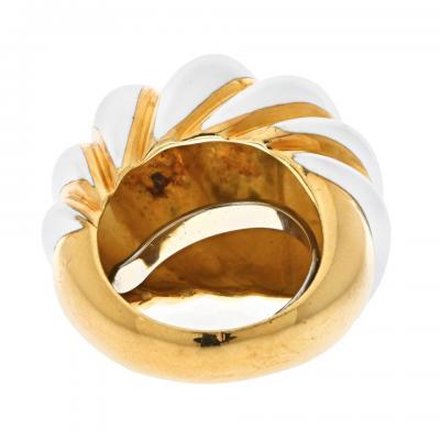 David Webb DAVID WEBB PLATINUM 18K YELLOW GOLD WHITE ENAMEL FLUTED SHRIMP COCKTAIL RING