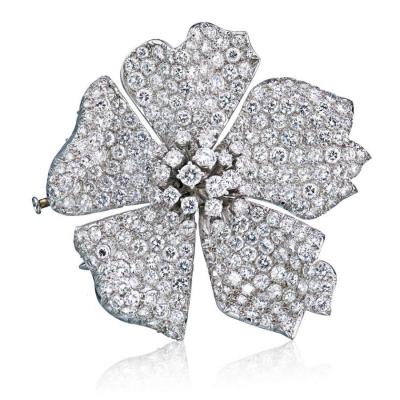 David Webb DAVID WEBB PLATINUM 19 CARAT ROUND DIAMOND FLOWER BROOCH