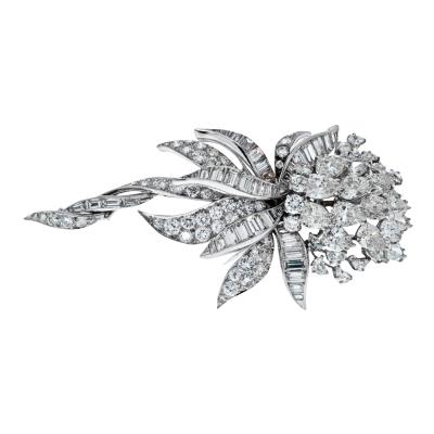 David Webb DAVID WEBB PLATINUM 21 00 CARATS 1960S DIAMOND FLORAL BROOCH
