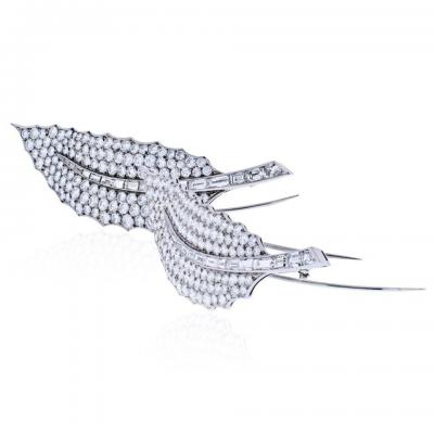 David Webb DAVID WEBB PLATINUM 40 CARAT DIAMOND FEATHER SET OF TWO BROOCHES