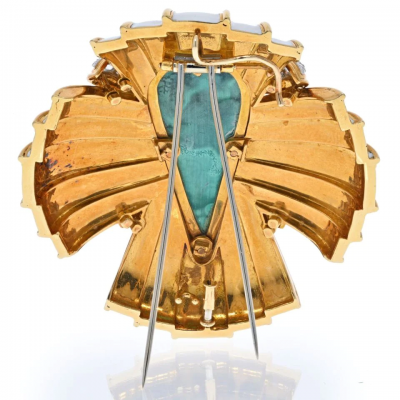 David Webb DAVID WEBB WHITE ENAMEL AND MALACHITE MALTESE CROSS BROOCH
