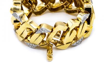 David Webb David Webb 12 00cts Diamond Hammered Large Link Bracelet