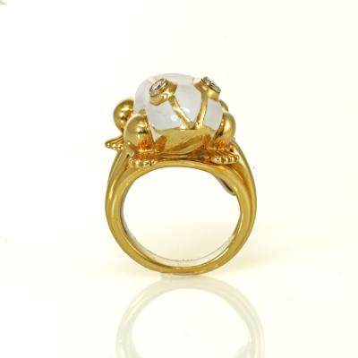 David Webb David Webb 18K Gold White Enamel Diamond Eyes Frog Ring