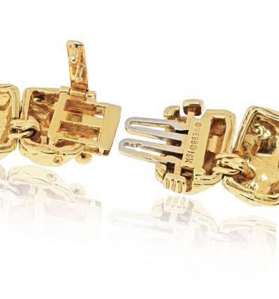 David Webb David Webb 18K Yellow Gold Nugget Style Graduated Panel Necklace