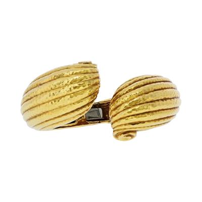 David Webb David Webb 18K Yellow Gold Scroll Crossover Fluted Bracelet