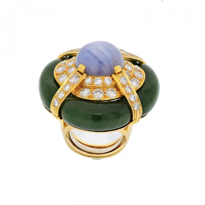 David Webb David Webb 18K Yellow Gold Star Sapphire Nephrite Jade Ring