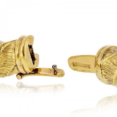 David Webb David Webb 18K Yellow Gold Textured Twist Bangle Bracelet