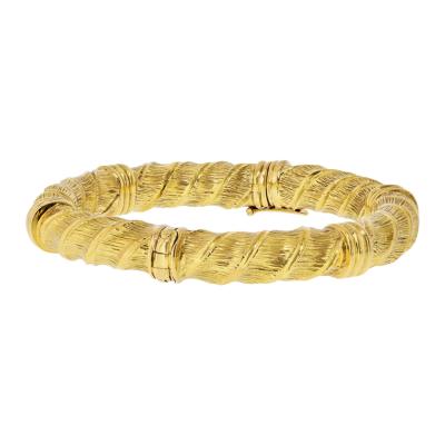 David Webb David Webb 18K Yellow Gold Twisted Bangle Bangle Bracelet