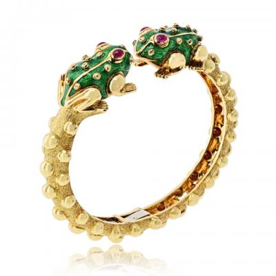 David Webb David Webb Frog 18K Yellow Gold Double Head Clamper Cuff Bangle Bracelet