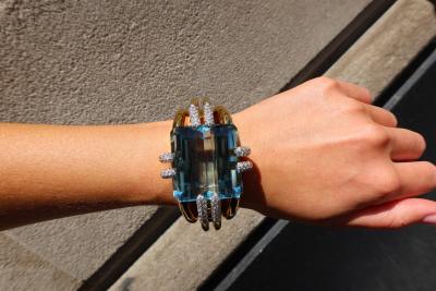 David Webb David Webb Notre Dame 18K Yellow Gold Aquamarine And Diamond Bracelet