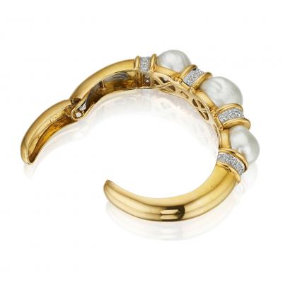 David Webb David Webb South Sea Pearl Bracelet