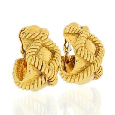 David Webb HAMMERED 18K YELLOW GOLD CRISS CROSS ROPE MOTIF WIDE HOOP CLIP EARRINGS