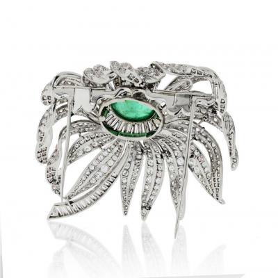 David Webb PLATINUM 18K WHITE GOLD EMERALD AND 30 00 CARAT DIAMOND FLOWER BROOCH