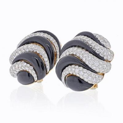 David Webb PLATINUM 18K YELLOW GOLD BLACK ENAMEL AND DIAMOND ROUND CLIP EARRINGS
