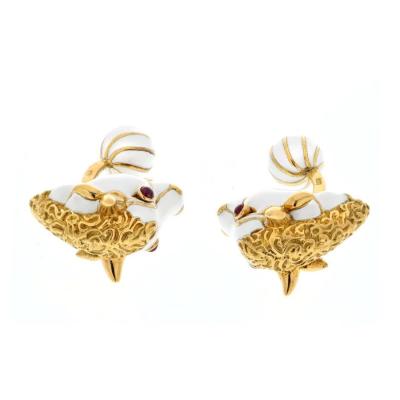 David Webb PLATINUM 18K YELLOW GOLD WHITE ENAMEL BULL WITH RUBY EYES CUFF LINKS