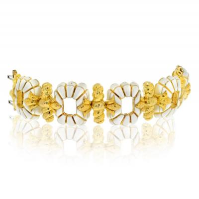 David Webb PLATINUM 18K YELLOW GOLD WHITE ENAMEL FLORAL MOTIF OPEN LINK BRACELET