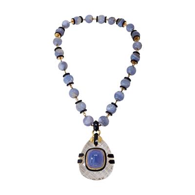 David Webb Vintage 18K Yellow Gold Purple Chalcedony Carved Beads Rock Crystal Necklace