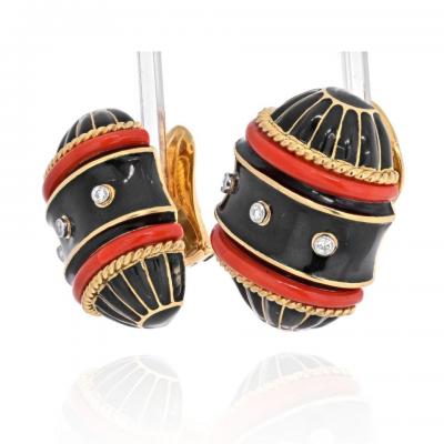 David Webb WEBB 18K YELLOW GOLD BLACK ENAMEL DIAMOND AND CORAL BARREL SHAPED EARRINGS
