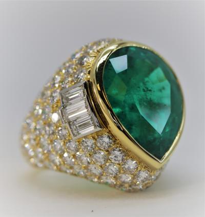David Webb Wonderful David Webb Pear Shaped Emerald and Diamond Ring