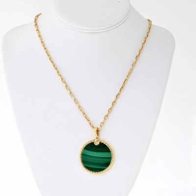 David Yurman David Yurman 18K Yellow Gold Malachite Round Disc Pendant On A Chain Necklace