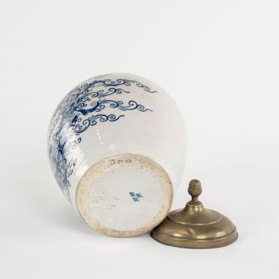 Delft Blue and White Dunkerer Tobacco Jar