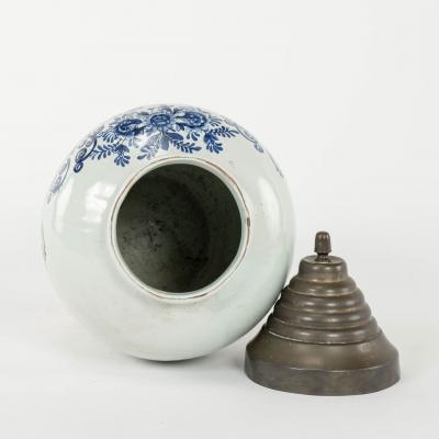 Delft Blue and White Havana Tobacco Jar