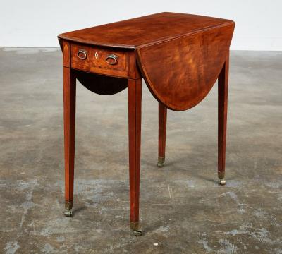 Diminutive Georgian Satinwood Pembroke Table