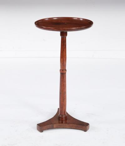 Dish Top Triangular Base Stand
