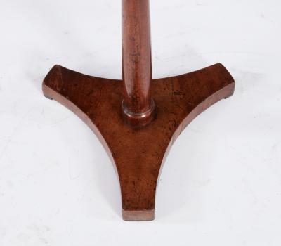 Dish Top Triangular Base Stand