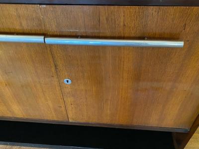 Donald Deskey RARE EXCEPTIONAL MODERNIST ART DECO SIDEBOARD IN THE MANNER OF DONALD DESKEY