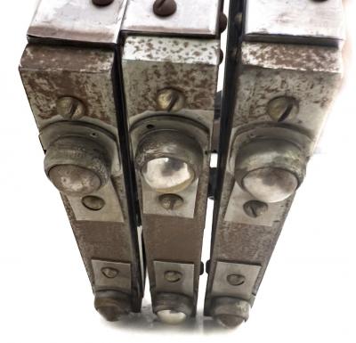 Donald Deskey RARE MONUMENTAL ART DECO 16 PANEL MIRRORED SCREEN ATTRIBUTED TO DONALD DESKEY