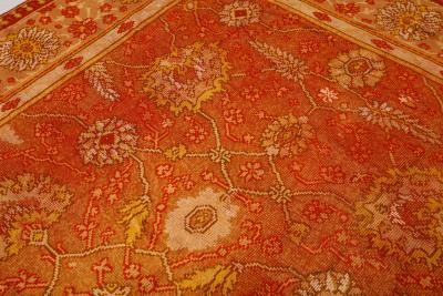 Donegal rug with unusual coloration