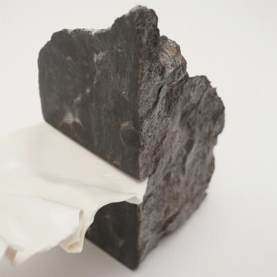 Dora Stanczel PICCOLO IMAGO III porcelain and Eclisseo granite sculpture