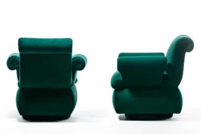 Dorothy Draper Dorothy Draper Style Hollywood Regency Swivel Arm Chairs in Emerald Velvet